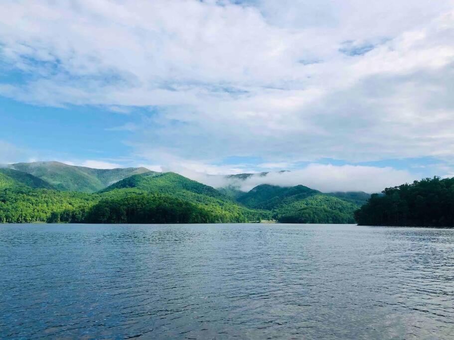 Cabin At The Cove At Watauga Lake Butler Bagian luar foto